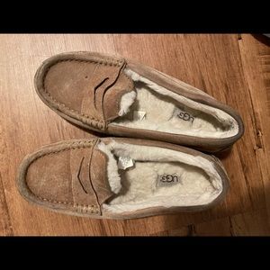 Ugg slippers